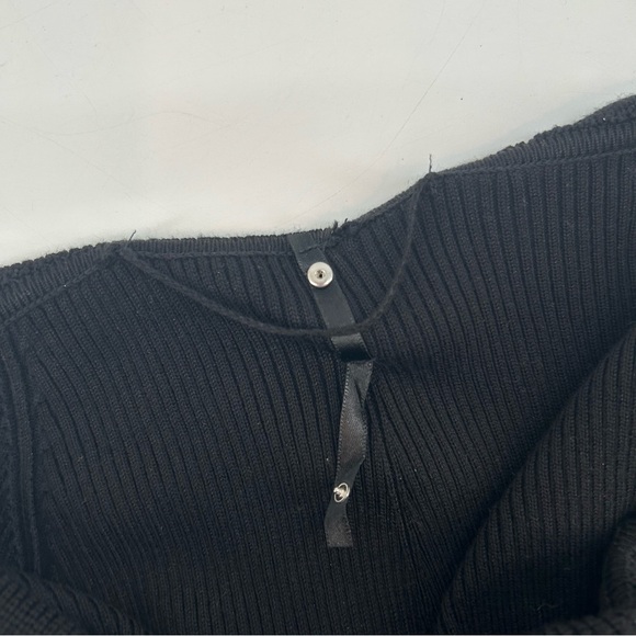 NWT White House Black Market Long Sleeve Bow Back Pullover Sweater Black Medium - Picture 13 of 15